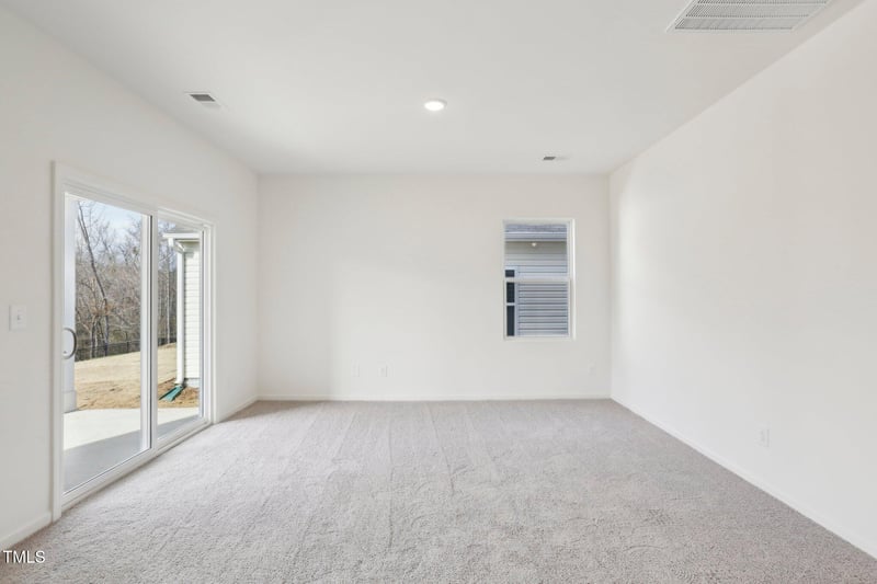125 Gladstone Loop, Clayton, NC 27520