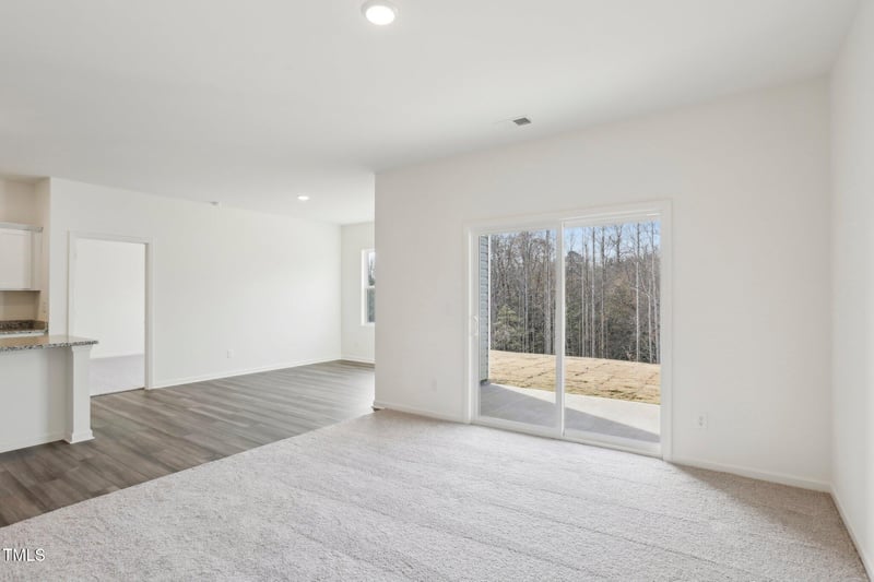 125 Gladstone Loop, Clayton, NC 27520