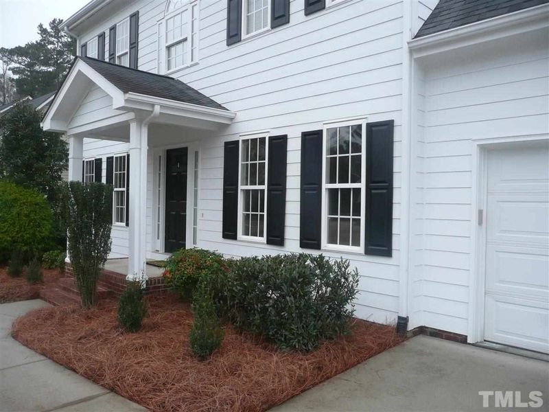 125 Glenmore Rd, Cary, NC 27519