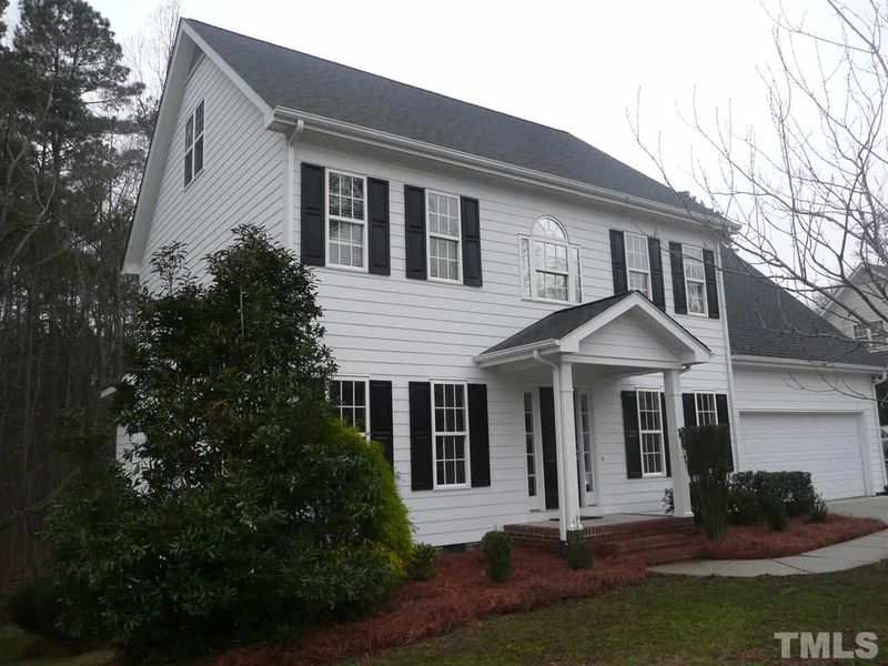 125 Glenmore Rd, Cary, NC 27519