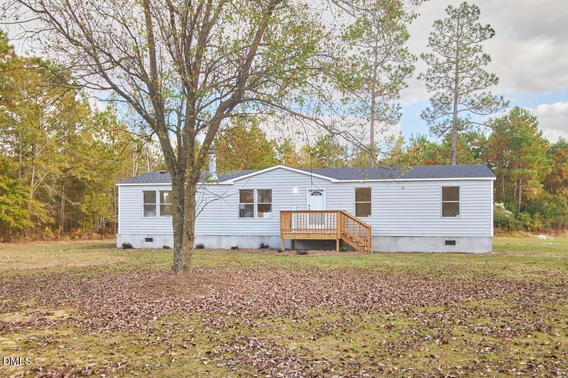 125 Harley Ln, Dunn, NC 28334