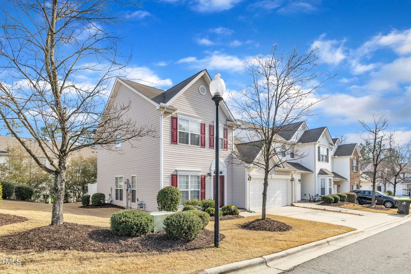 125 Hidden Springs Dr, Durham, NC 27703