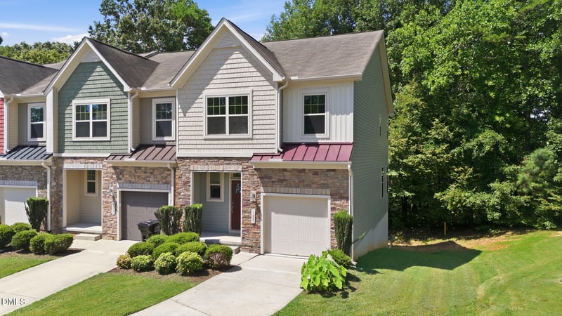 125 Hill Shore Ln, Clayton, NC 27527