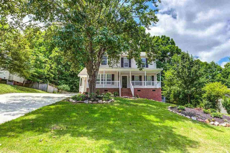 125 Hocutt Dr, Clayton, NC 27527