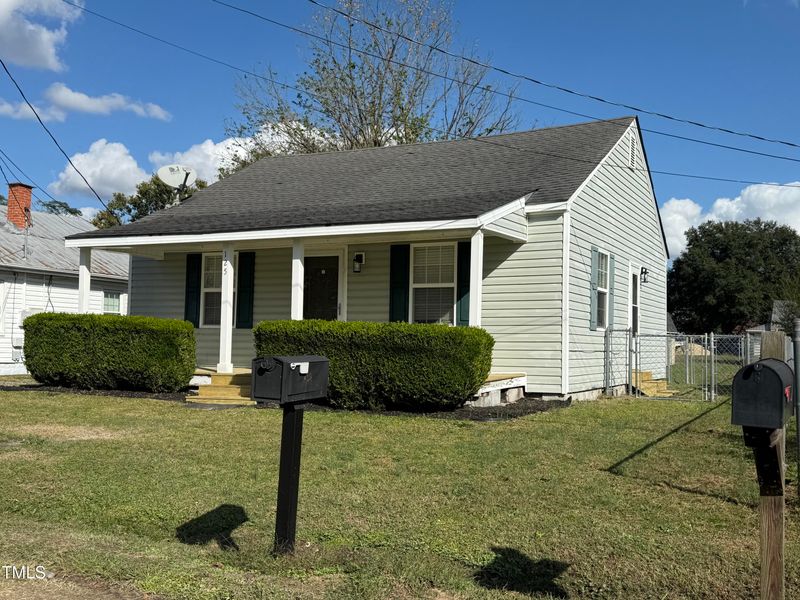125 S Isabella St, Coats, NC 27521