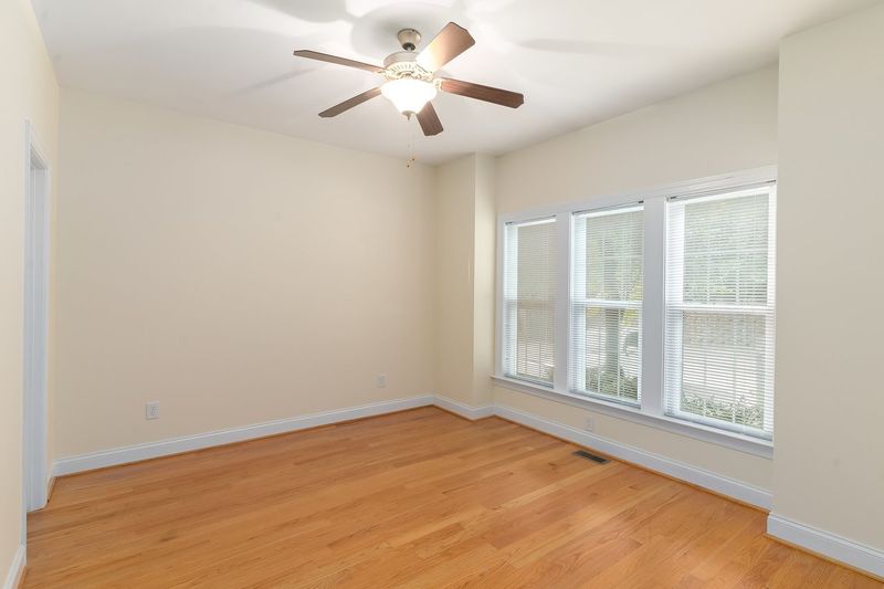 125 Lanigan Pl, Cary, NC 27513