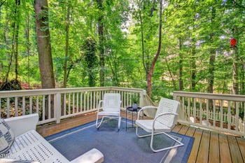 125 Mallard Ct, Chapel Hill, NC 27517