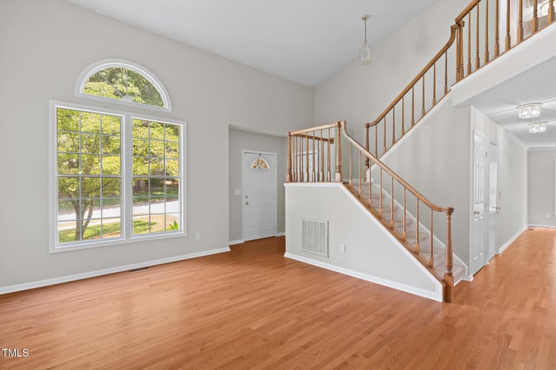 125 Montibello Dr, Cary, NC 27513