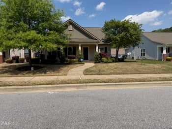 125 Moss Creek Dr, Clayton, NC 27520