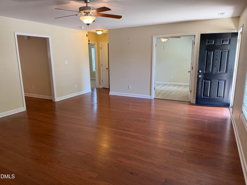 125 Moss Creek Dr, Clayton, NC 27520