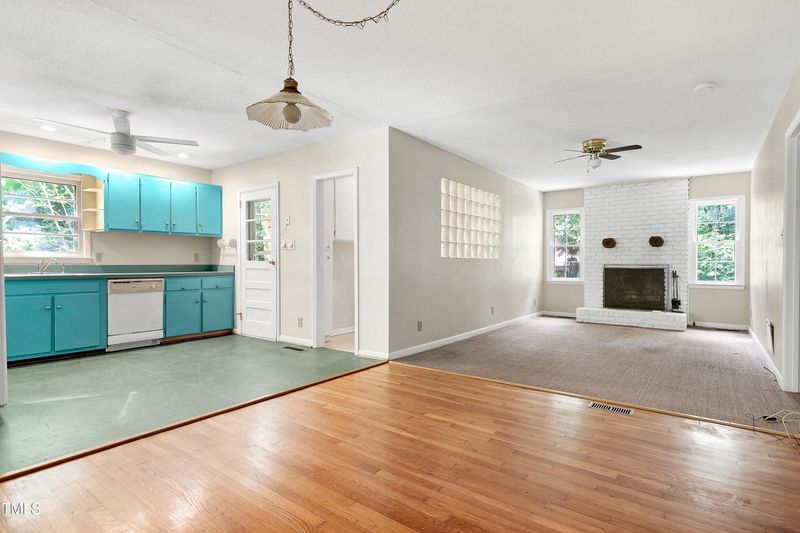 125 Murphy Dr, Cary, NC 27513