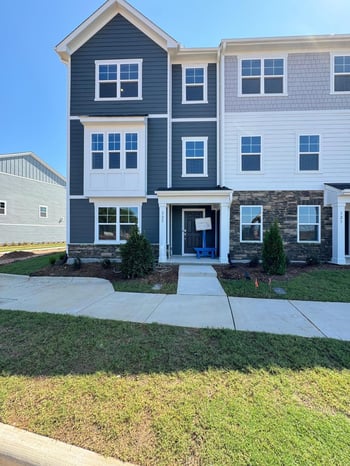 125 Nahunta Dr, Apex, NC 27539