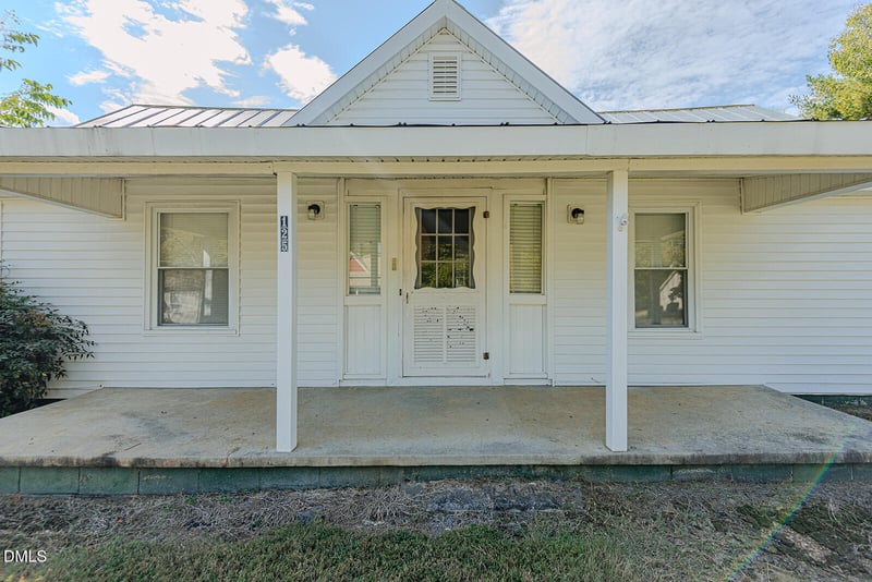 125 Nash St, Hillsborough, NC 27278