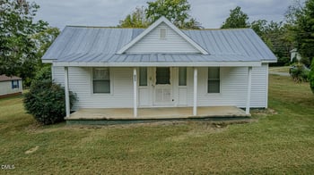 125 Nash St, Hillsborough, NC 27278