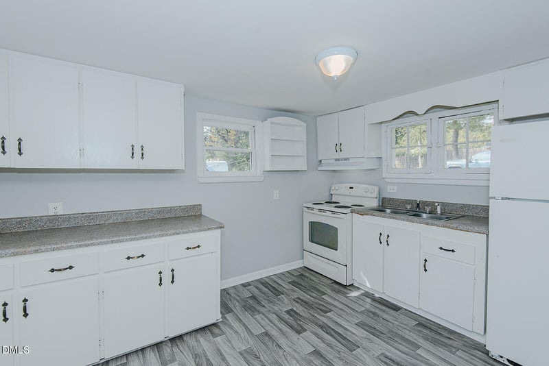125 Nash St, Hillsborough, NC 27278