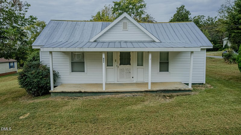 125 Nash St, Hillsborough, NC 27278