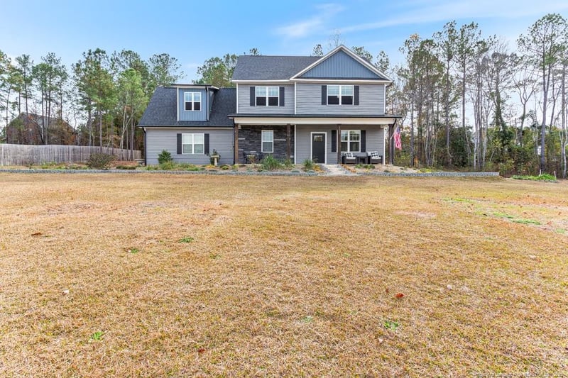 125 Navaho Trl, Sanford, NC 27332