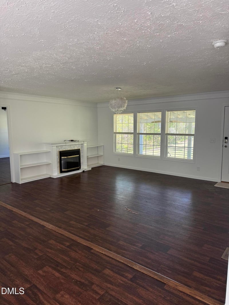 125 Old John Mitchell Rd, Youngsville, NC 27596