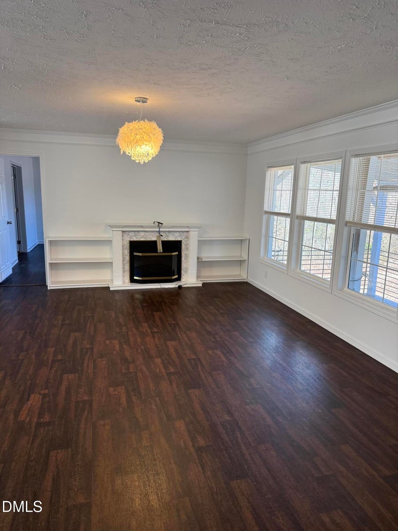 125 Old John Mitchell Rd, Youngsville, NC 27596