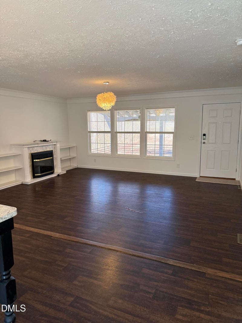 125 Old John Mitchell Rd, Youngsville, NC 27596