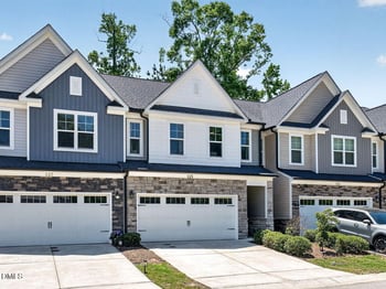 125 Orvis Dr, Holly Springs, NC 27540