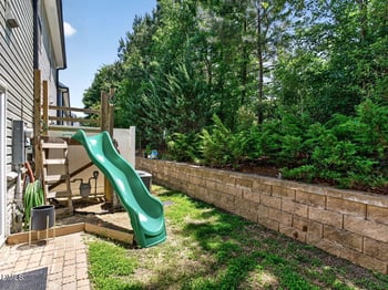 125 Orvis Dr, Holly Springs, NC 27540