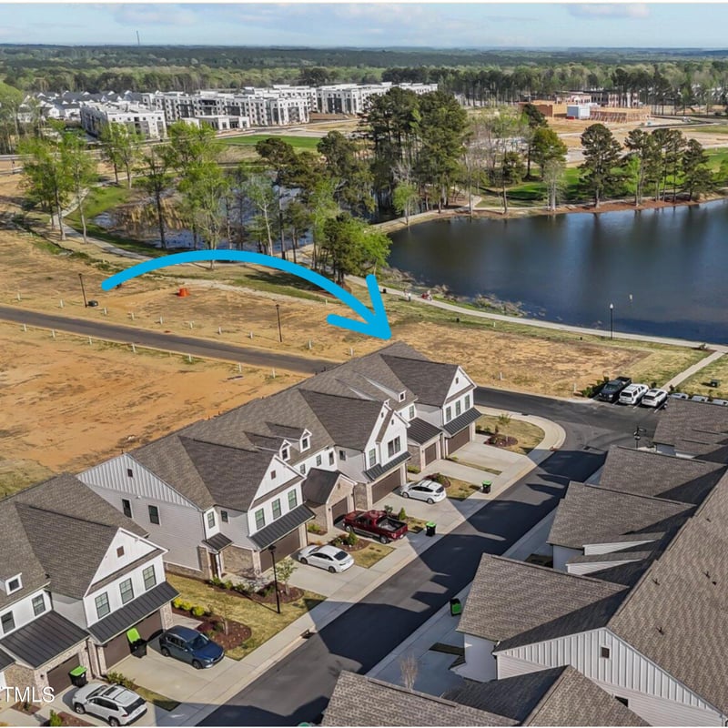125 Paperwhite Pl, Clayton, NC 27527