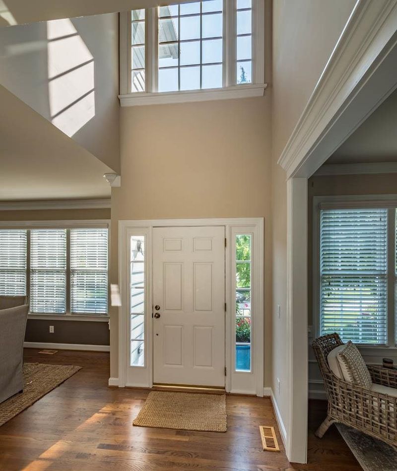 125 Parkcrest Dr, Cary, NC 27519