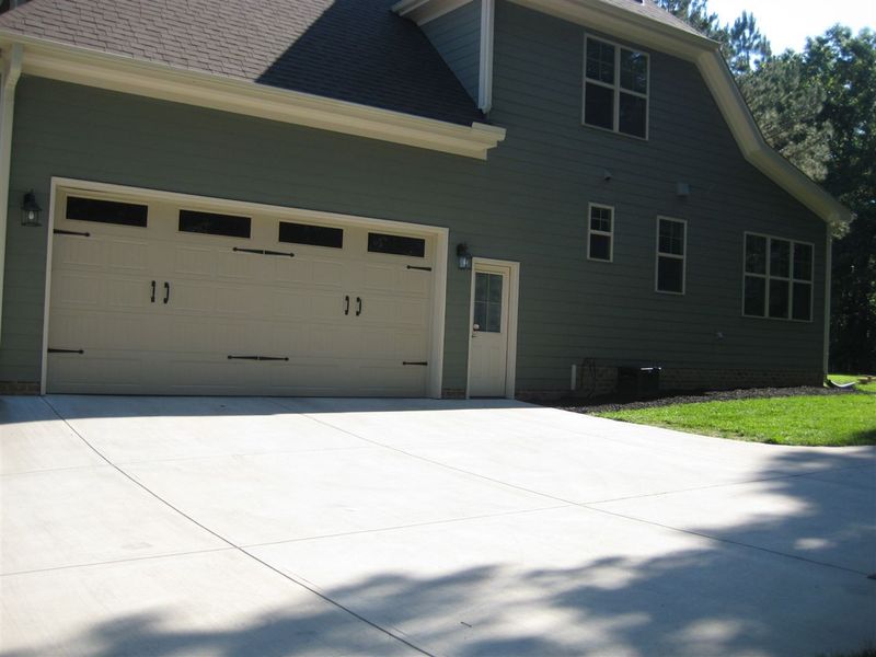 125 Princeton Manor Dr, Youngsville, NC 27596