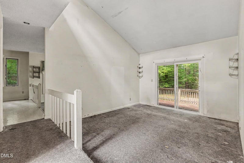 125 Red Bud Ct, Cary, NC 27513