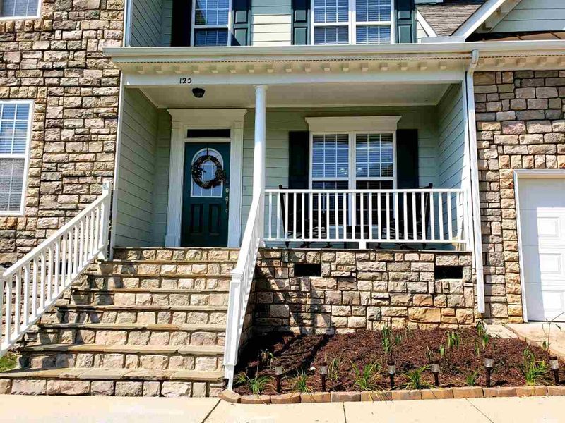 125 Spalding Ln, Clayton, NC 27527