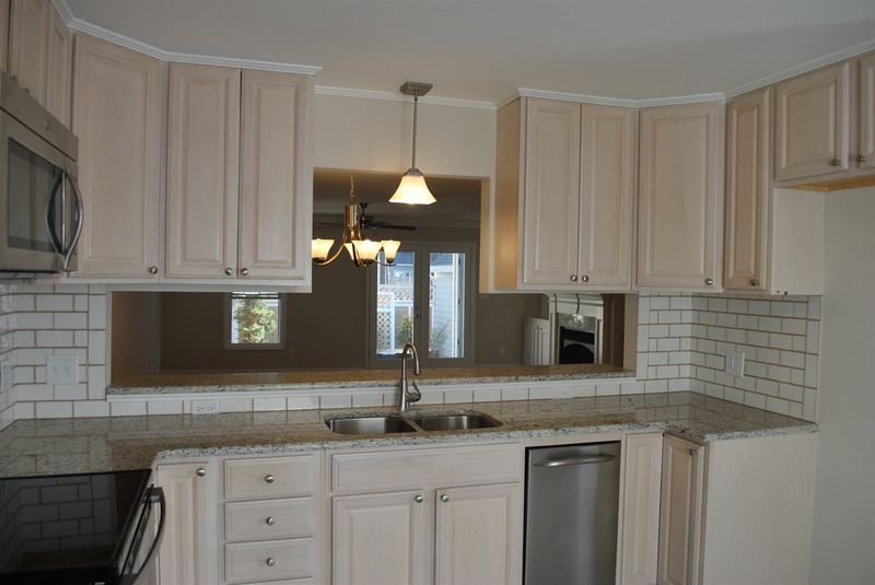 125 Spring Cove Dr, Cary, NC 27511