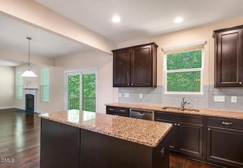 125 Spring Pine Ln, Holly Springs, NC 27540