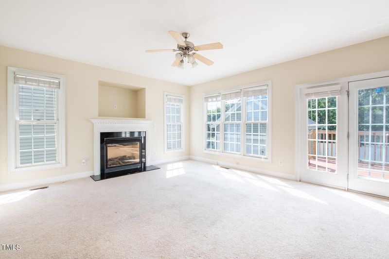 125 Star Magnolia Dr, Morrisville, NC 27560