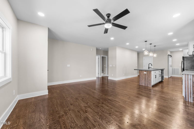 125 Sue Kim Dr, Youngsville, NC 27596
