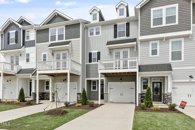 125 Sugar Run Dr #26, Fuquay Varina, NC 27526