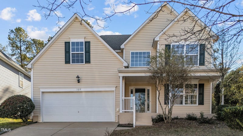 125 Talley Ridge Dr, Holly Springs, NC 27540