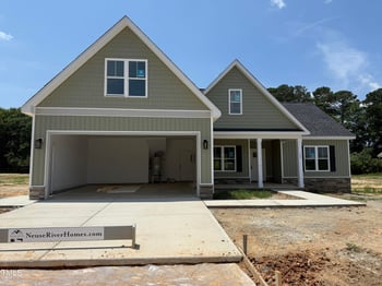 125 Tee Dr, Selma, NC 27576