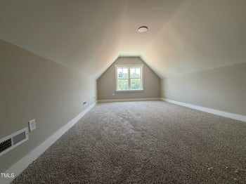 125 Tee Dr, Selma, NC 27576