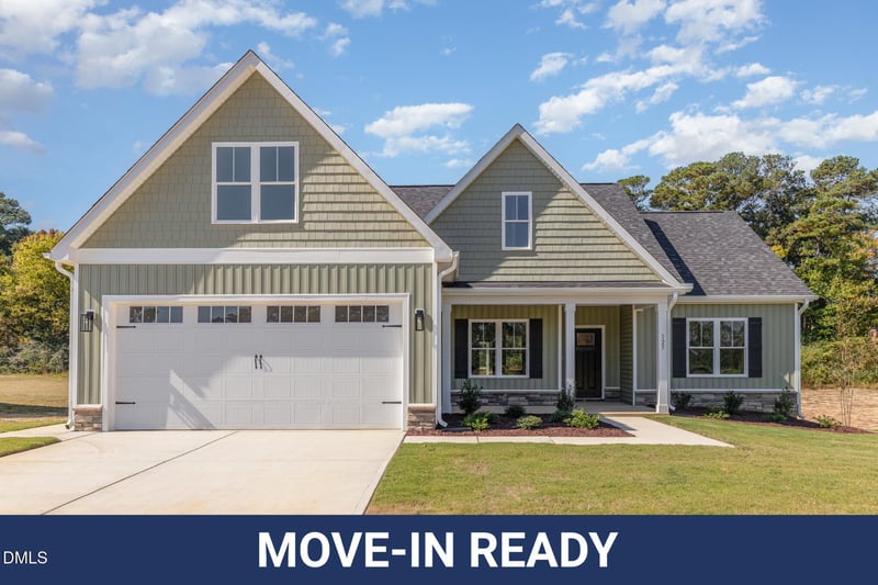 125 Tee Dr, Selma, NC 27576