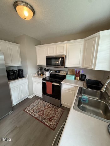 125 Temple St, Four Oaks, NC 27524