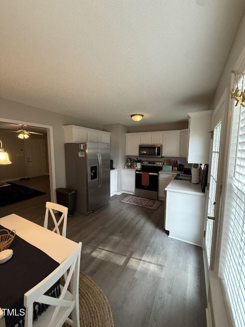 125 Temple St, Four Oaks, NC 27524
