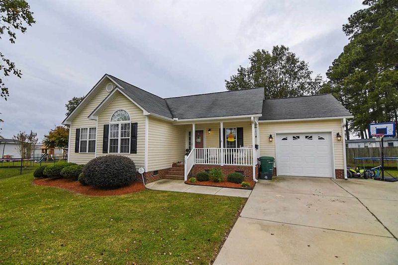 125 Terrys Way, Selma, NC 27576