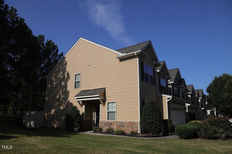 125 Torrey Heights Ln, Durham, NC 27703
