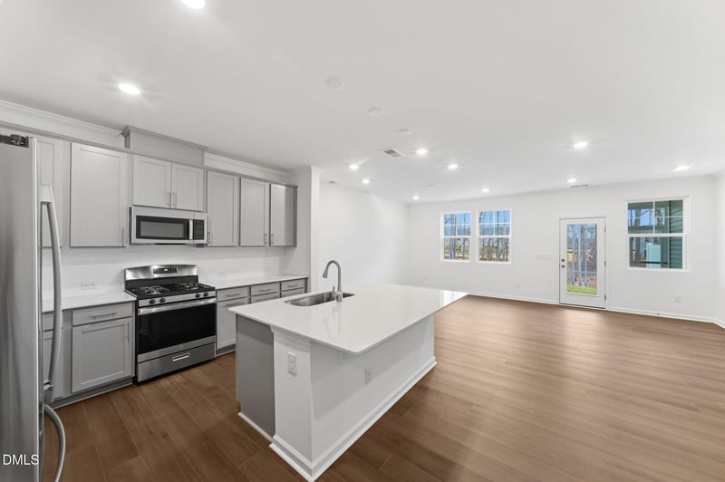 125 Tree Moss Ct, Rolesville, NC 27571