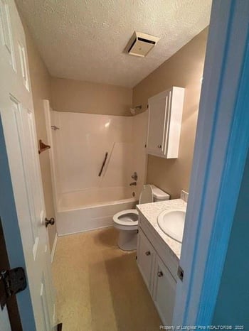 125 Villa Dr, Fayetteville, NC 28311