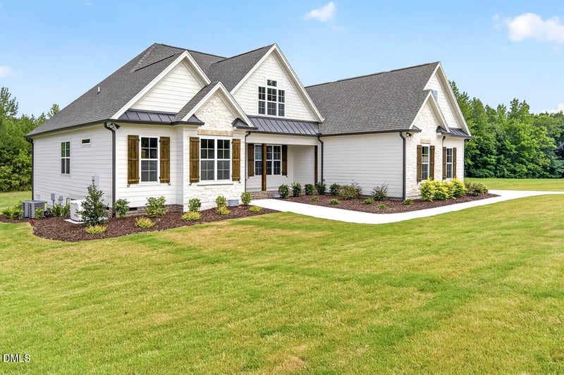 125 Water Willow Dr, Zebulon, NC 27597