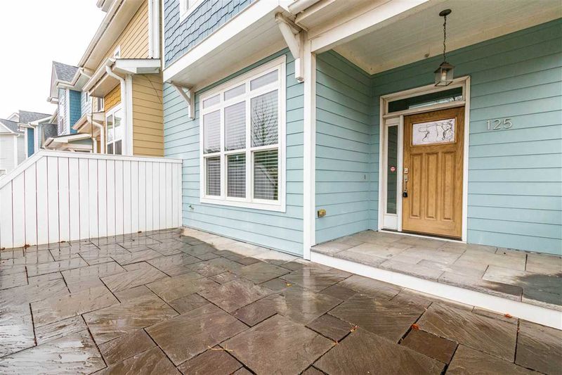 125 E Winmore Ave, Chapel Hill, NC 27516