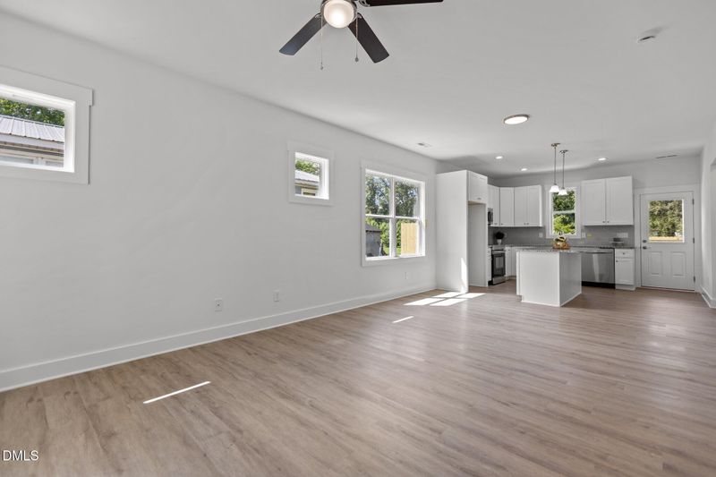 1250 Chase St, Burlington, NC 27217