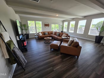 1250 Coach Station Al #201, Raleigh, NC 27601